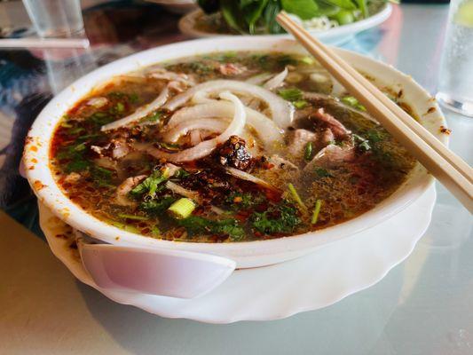 Spicy beef noodle soup