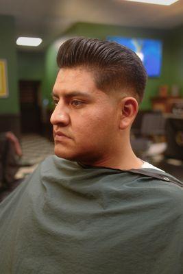 Skin Fade pompadour