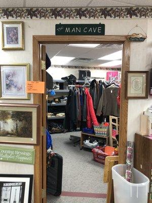 Northwoods Humane Society Thrift Store