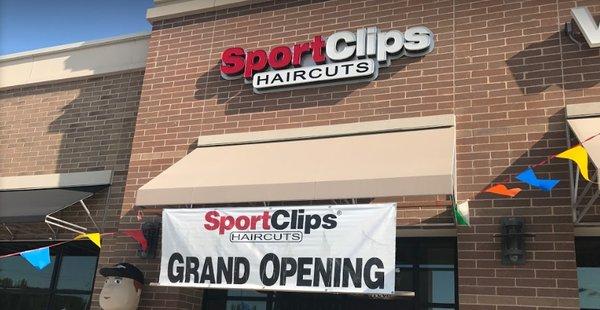 Opened October 1st in Kroger shopping center at Bailey Boswell and Old Decatur Rd.