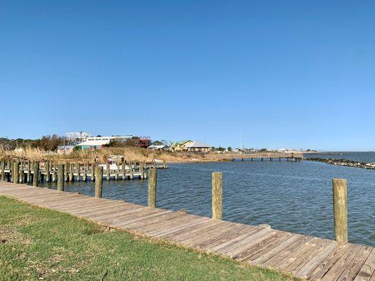 A relaxing setting beside a few of Dauphin Island's piers.