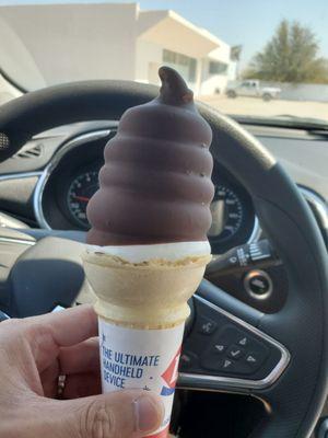 Medium dipped cone