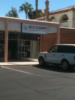 Valet Cleaners & Laundry