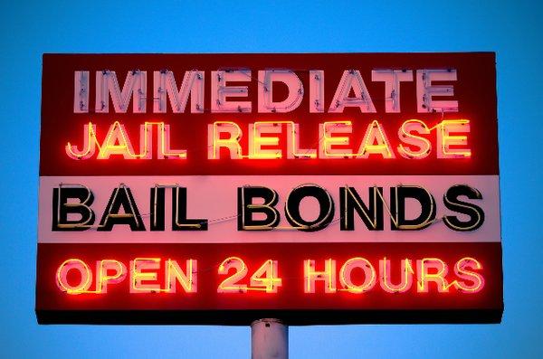 bail bonds near me