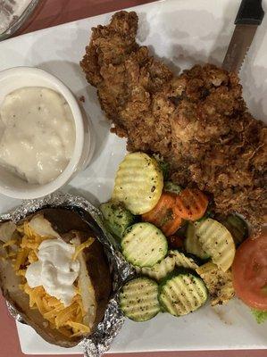 Chicken Fried Steak w Gravy on the side.  Not very good. Wouldn't order again.