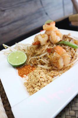 N1. Pad Thai shrimp