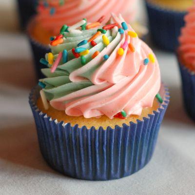 Two-tone Vanilla Cupcakes