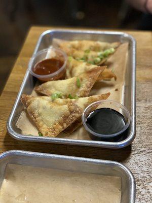 Jalapeño Sausage Wontons