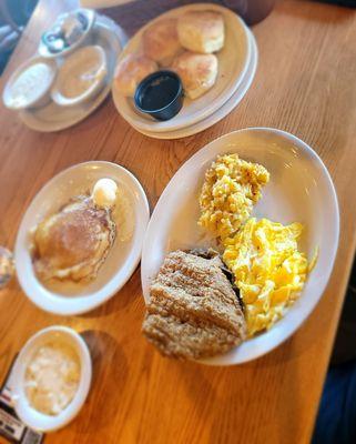 Grandpa Country Breakfast, gravy on the side