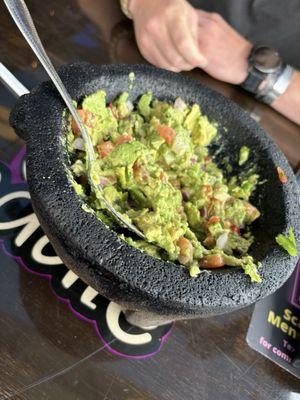 TABLESIDE GUACAMOLE AZTECA