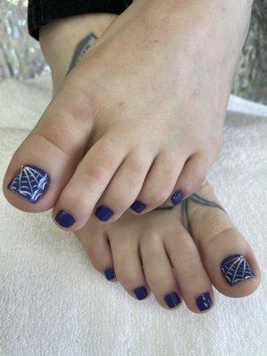 Pedicure with design