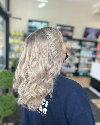 Blonde by Dion