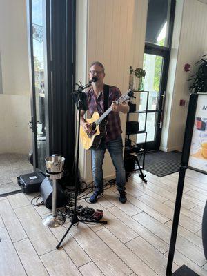 Dave sounded great. We had fun seeing him at Tommy Bahamas on Las Olas.   He took all our requests!