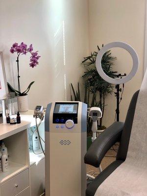 BTL Exilis Ultra: Skin tightening and Body Contouring