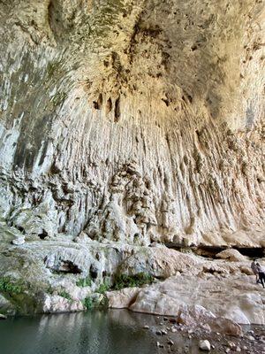 Awesome view of some of the rock formations inside the tunnel.