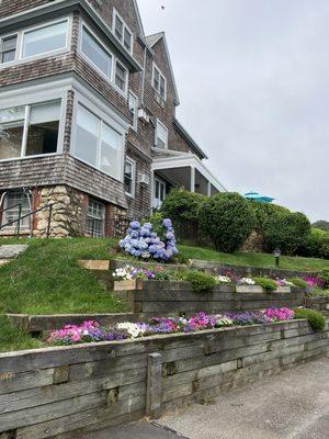 Sands Of Time Motor Inn & Harbor House