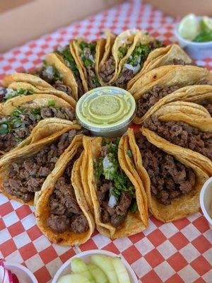 Tacos de carne asada