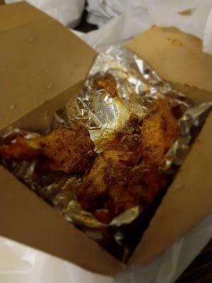 Big daddy chicken wings , I started eating before i remembered  the picture .