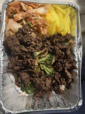 Bulgogi with kimchi, daikon, and broccoli