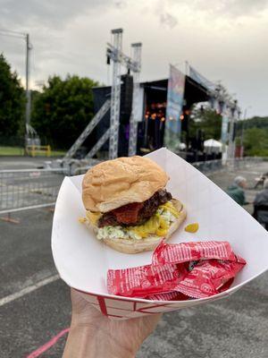 Chili burger