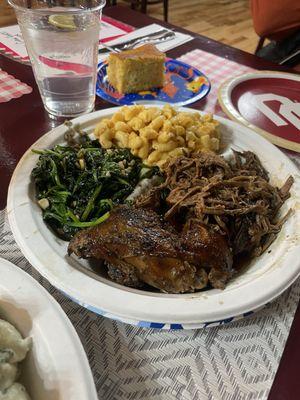 Mac & Cheese, Spinach , Bbq chicken & Brisket .