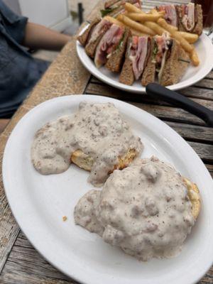 Biscuits & gravy