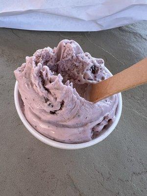 Huckleberry ice cream