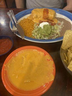 Yellow Queso, Steak Chimichanga