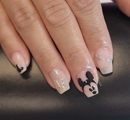 MICKEY MOUSE!