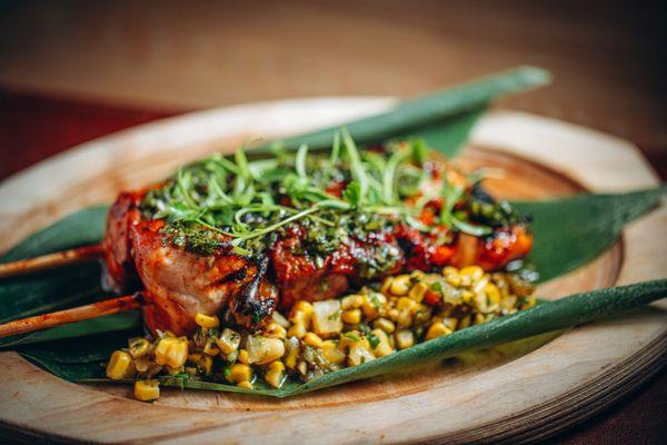 Beef Antichucho
tenderloin / fried yuca / mango salsa / red chimichurri