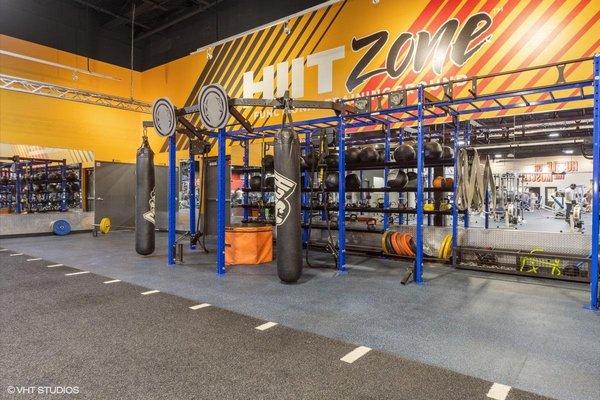 Crunch Fitness - Bloomingdale