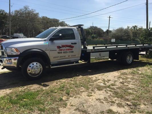 ALL YOUR TOWING NEED AND FULL REPAIR SERVICE AND TIRES,