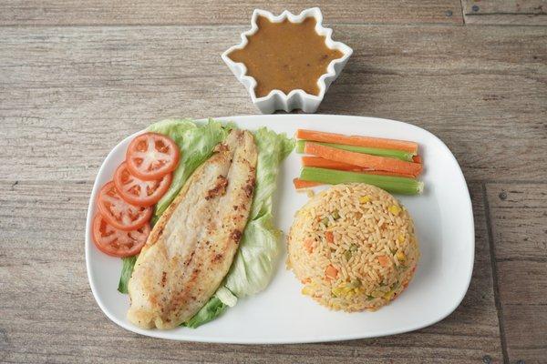 GRILLED SEA BASS FISH
yellow rice and Green Salad / French Fries or Green Plantain