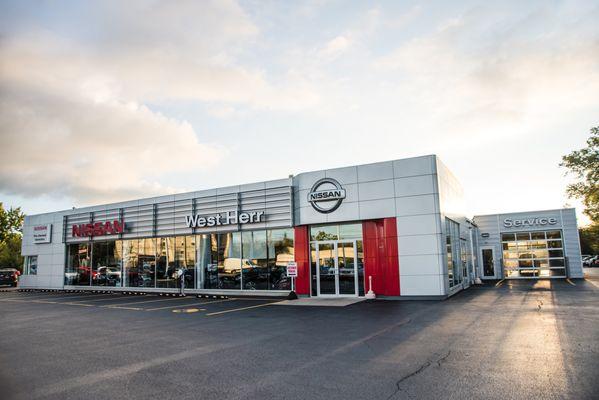 West Herr Nissan of Lockport