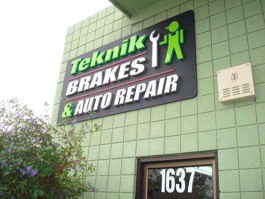 Teknik Brakes & Auto Repair