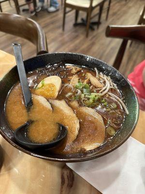 Mayu 'Black Garlic' Ramen