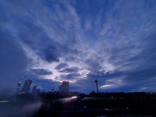 A look at the beautiful sky above the Canadian side of Niagara Falls