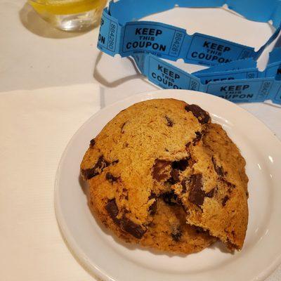 Dessert at Grade School Reunion with 4 types of Cookies. My choice Chocolate chip, Oatmeal Raisin. BTW:  I Lost on the raffle.  9/25/2022