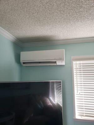 Heat pump minisplit indoor unit