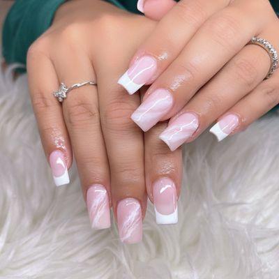 French and marble nail design