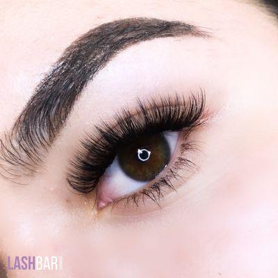 Volume Lashes by Elizabeth