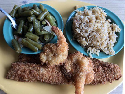 Lunch Fish & Shrimp plate, drink included for only $8.49 plus tax.