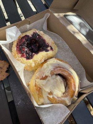 Blueberry kolache