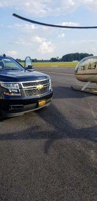 Atlanta Bridgeport Limousine at Jackson County Airport picking up a couple to Chateau Elan Winery and Resort.