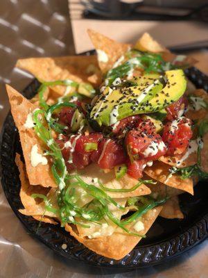 Poke nachos