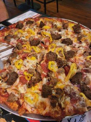 Meatball and banana pepper and mushrooms