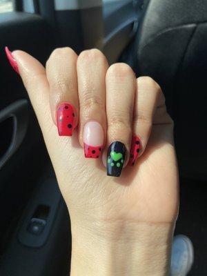 miraculous ladybug nails :)