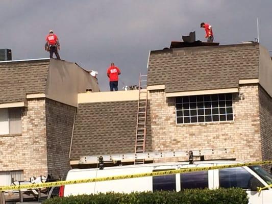 Galeas Roofing Inc