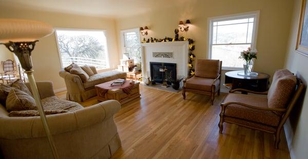 Living Room at the Cottage at Capitol Hill Vacation Rental Paso Robles, Ca