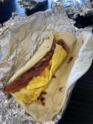 Bacon egg taco